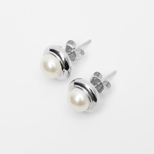 7mm Pearl & Sterling Silver Rim Stud Earrings